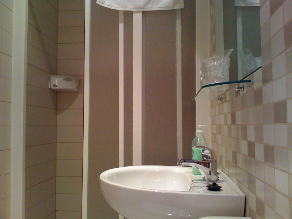 Hostal Gaudi Cuenca Cuenca  Zewnętrze zdjęcie
