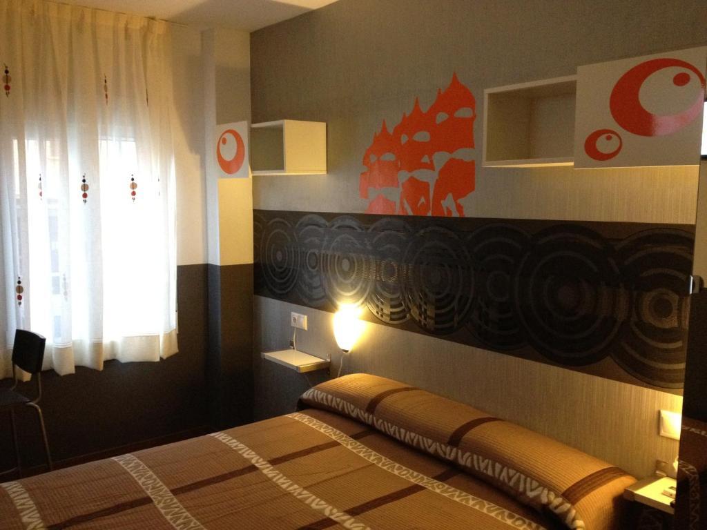 Hostal Gaudi Cuenca Cuenca  Pokój zdjęcie